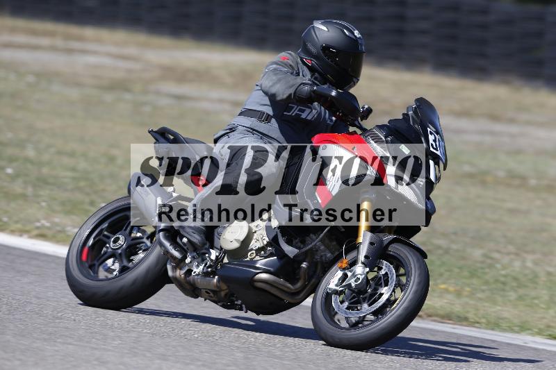 /35 07.08.2026  Discover the Bike ADR/Bike 1 gruen/30